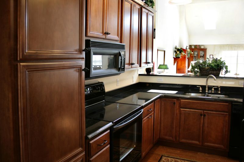 Cabinet Staining Service in Bloomington, IN